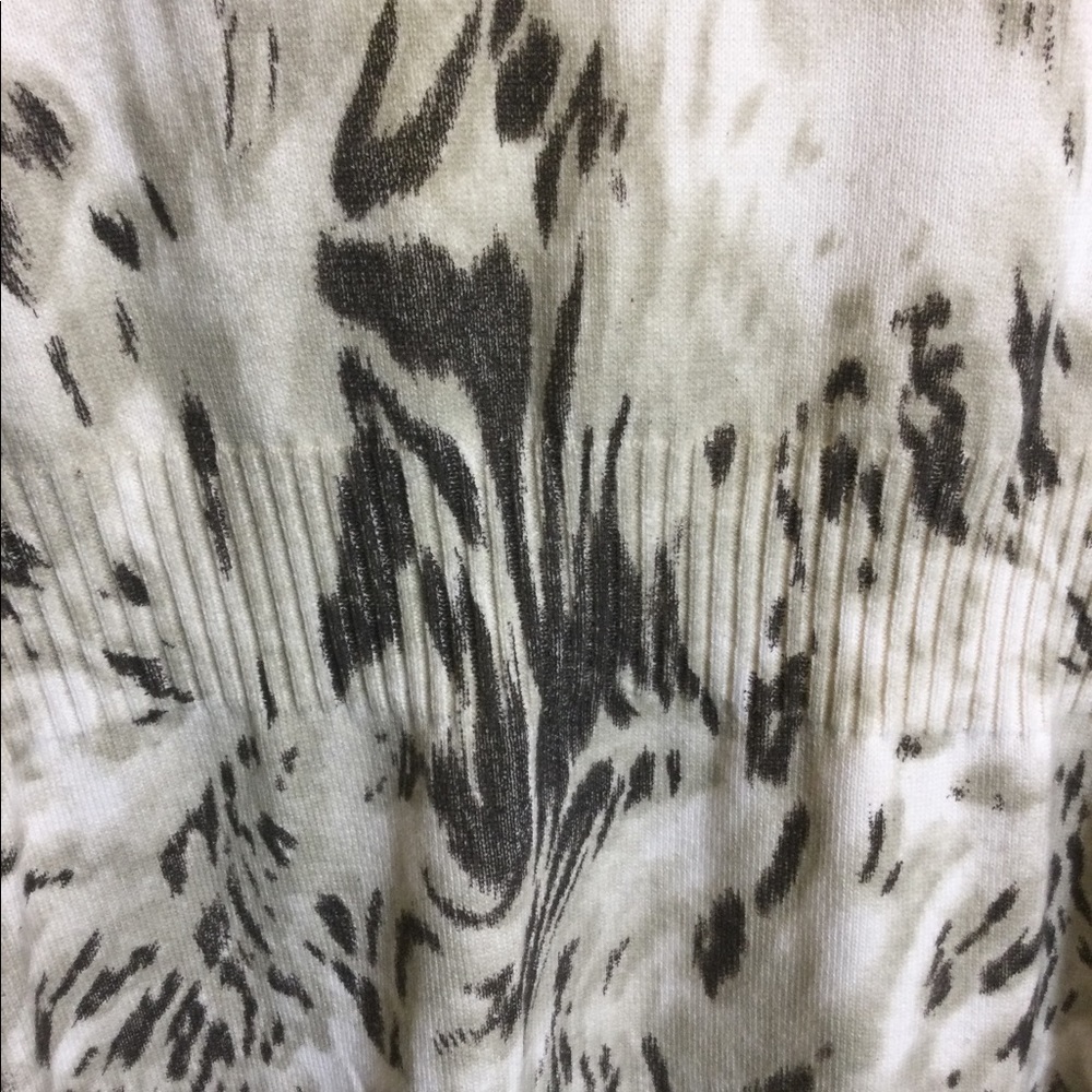 L Dress Barn leopard sweater - Picture 7 of 13